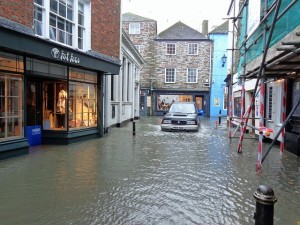 flood in town 